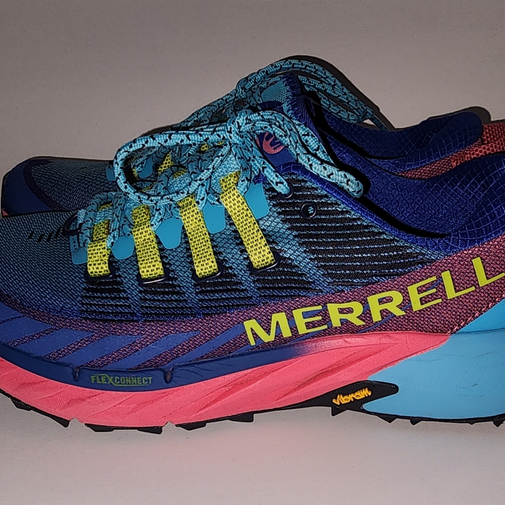 Merrell Women's Agility Peak 4 Sneakers in Blue and Pink - Picture 6 of 7